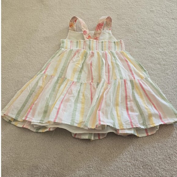 🌸✨ Cupcakes & Cashmere Girls’ Tiered Stripe Dress - 5 YRs ✨🌸 - Picture 2 of 3